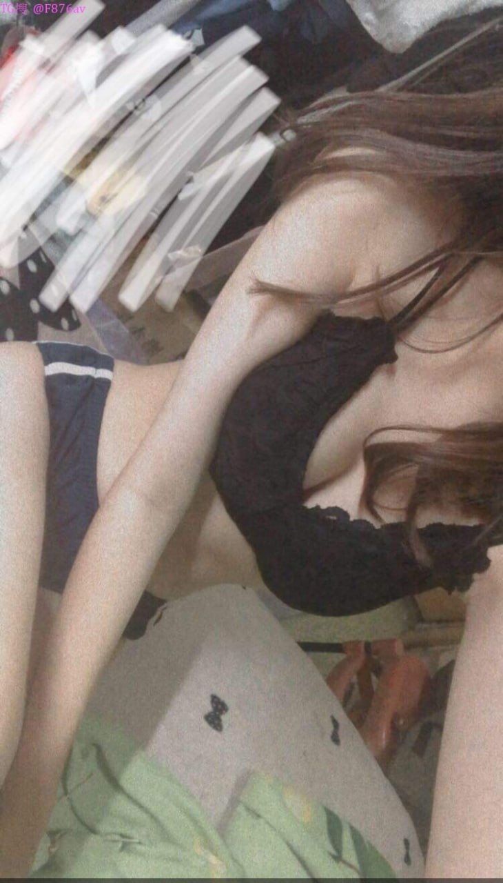 Hầu gái ngon như này bảo sao ngày nào cũng bị chủ địt